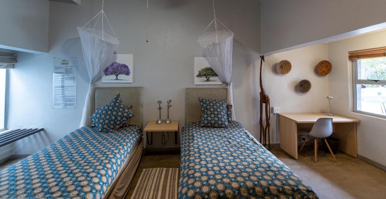 Vondelhof Guesthouse Уиндхоек Екстериор снимка