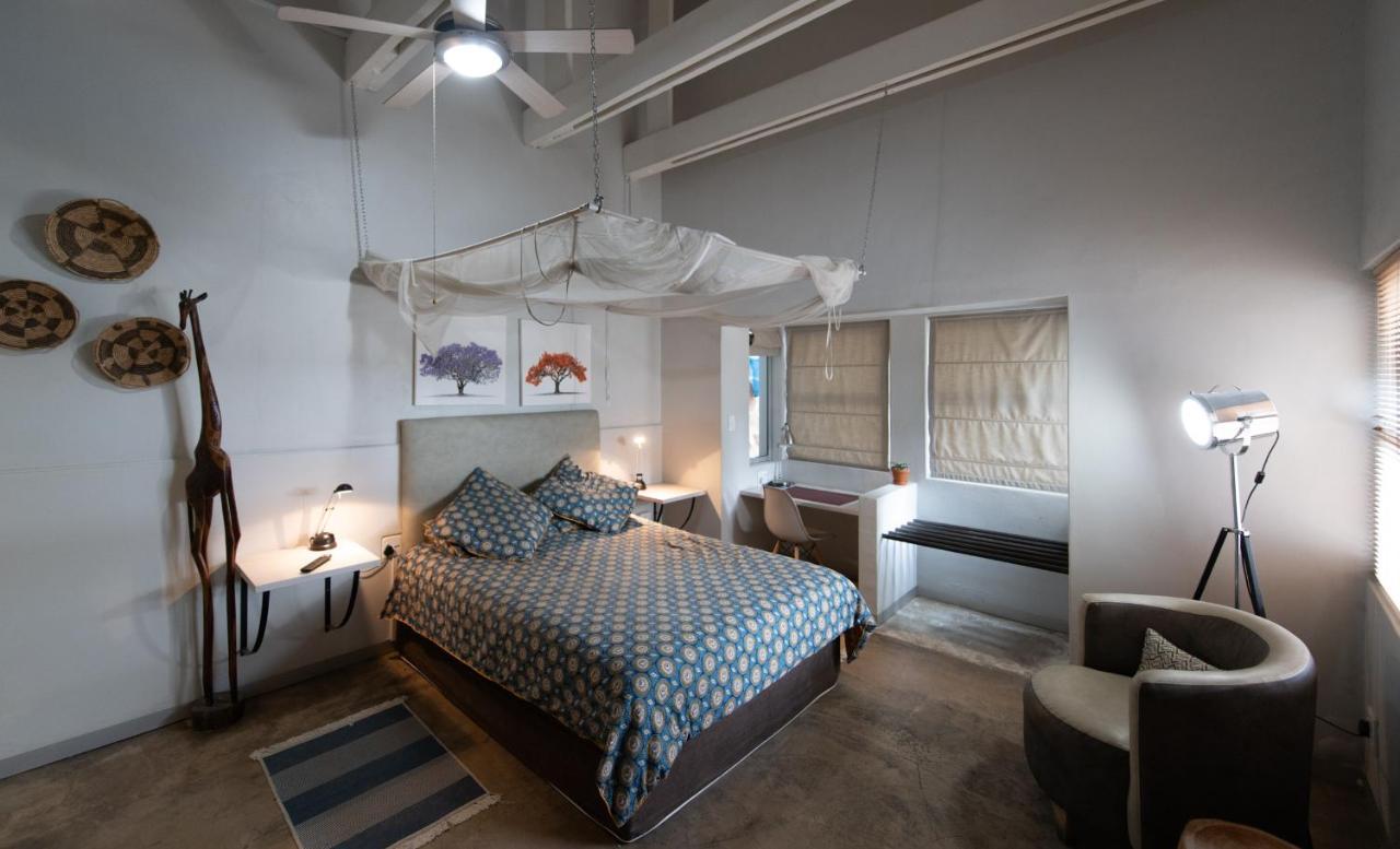 Vondelhof Guesthouse Уиндхоек Екстериор снимка