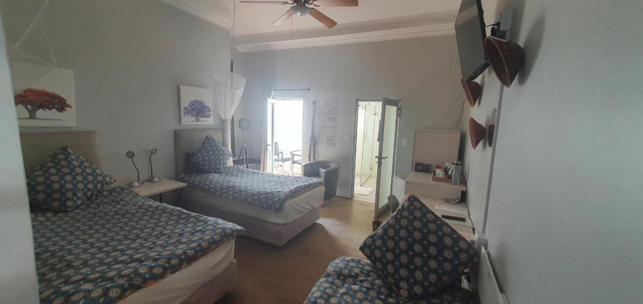 Vondelhof Guesthouse Уиндхоек Екстериор снимка