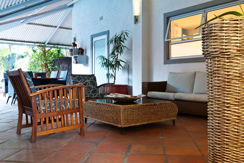 Vondelhof Guesthouse Уиндхоек Екстериор снимка